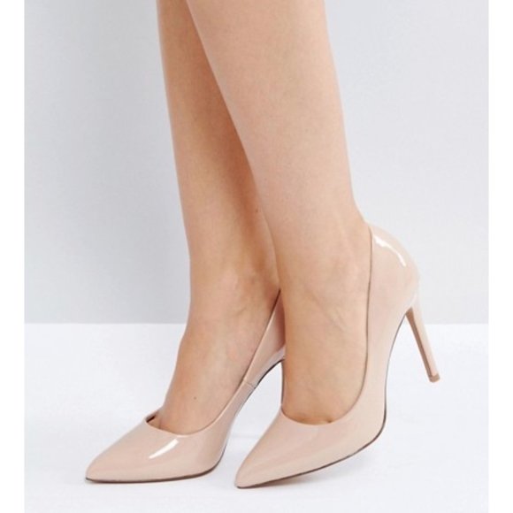 light nude shoes